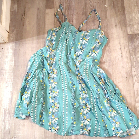 Sundress Old Navy - Picture 1 of 3